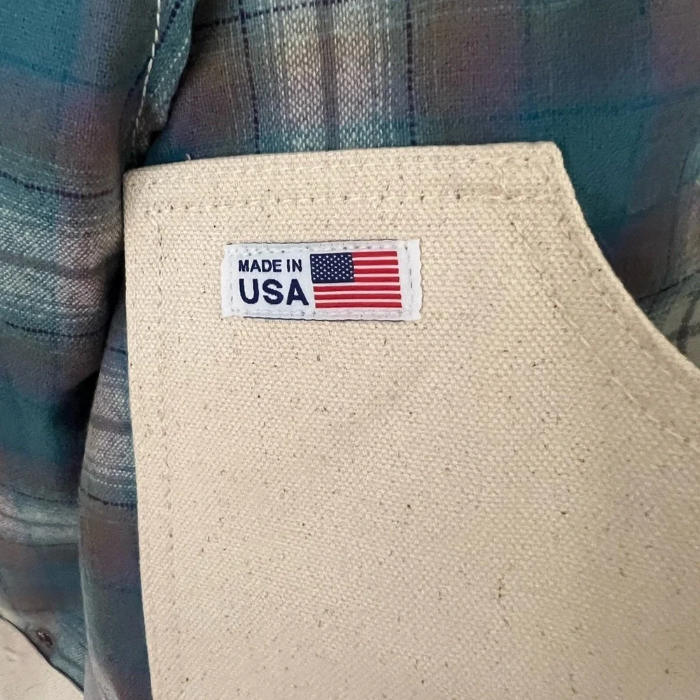 BRAND NEW (no tags) NEVER WORN. Iron County made in USA chore jacket. Size XL